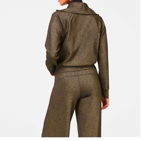 Women's SPANX Air Essentials Top and Pants LIMITED EDITION - Picture 3 of 4